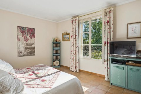 5 chambres Villa à Châteauneuf-Grasse, France No. 100256 8