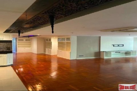 3 bedrooms Apartment in Bangkok, Thailand No. 96354 10