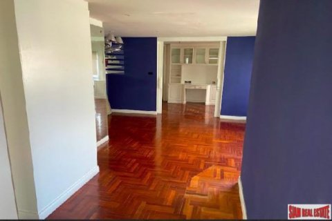 3 bedrooms Apartment in Bangkok, Thailand No. 96354 9