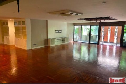 3 bedrooms Apartment in Bangkok, Thailand No. 96354 11