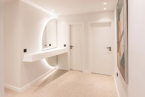 3 bedrooms Apartment in Athens, Greece No. 108358 22