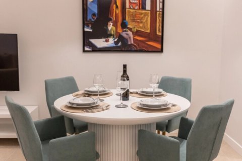 3 bedrooms Apartment in Athens, Greece No. 108358 3