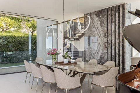 5 bedrooms House in Cannes, France No. 100272 6