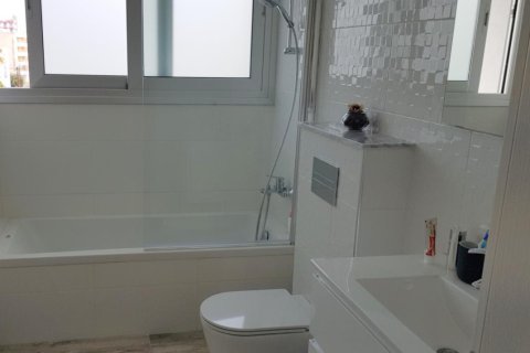 3 dormitorios Apartment en Limassol, Cyprus No. 105933 10