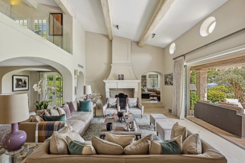 Вилла с 6 спальнями в Сен-Поль-де-Ванс, Франция №67904 6