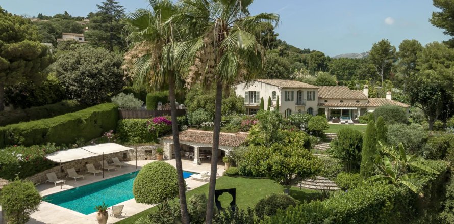 Вилла с 6 спальнями в Сен-Поль-де-Ванс, Франция №67904