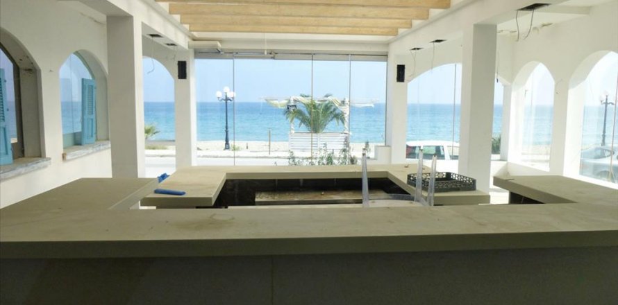 260m² Business in Pieria, Greece No. 60068