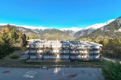 898m² Land in Savoie, France No. 99510 7