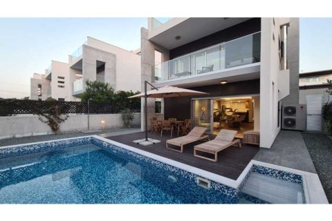 3 dormitorios House en Geroskípou, Cyprus No. 30812 1