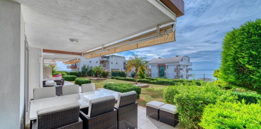 3 bedrooms Penthouse in Konakli, Turkey No. 15753