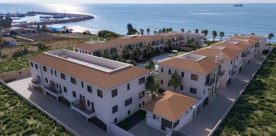 4 bedrooms Maisonette in Zygi, Cyprus No. 100471