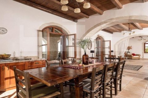 5 bedrooms Villa in Crete, Greece No. 79263 11