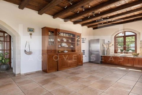 5 bedrooms Villa in Crete, Greece No. 79263 28