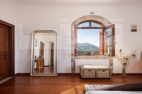 5 bedrooms Villa in Crete, Greece No. 79263 4