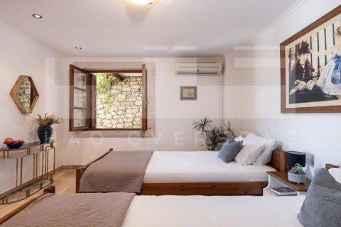 5 bedrooms Villa in Crete, Greece No. 79263 23