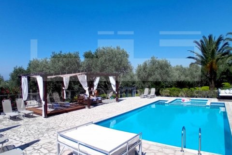5 bedrooms Villa in Crete, Greece No. 79263 2