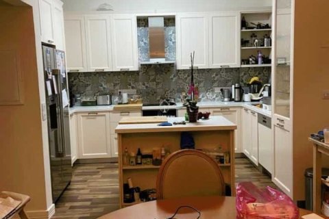 4 bedrooms Villa in Germasogeia, Cyprus No. 77186 5