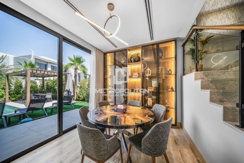 4 bedrooms Villa in Long Bien, Vietnam No. 93906 3