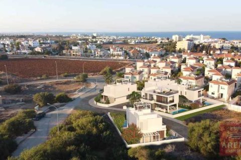 3 bedrooms Villa in Pernera, Cyprus No. 69699 4