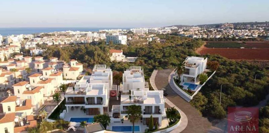 3 bedrooms Villa in Pernera, Cyprus No. 69699