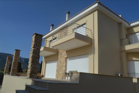 4 bedrooms Maisonette in Loutraki, Greece No. 59159 18