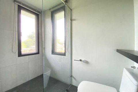 4 bedrooms House in Chiang Mai, Thailand No. 97467 3