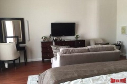 5 bedrooms Villa in Lat Phrao, Thailand No. 96974 6