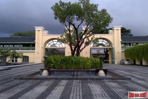 5 bedrooms Villa in Lat Phrao, Thailand No. 96974 3