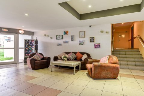 37m² Appartement à Béziers, France No. 69457 4