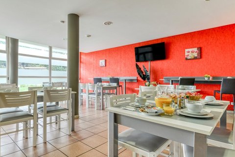 37m² Appartement à Béziers, France No. 69457 12