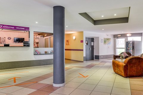 37m² Appartement à Béziers, France No. 69457 3