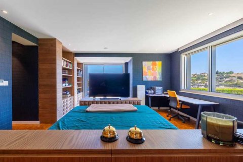 4 bedrooms House in Paphos, Cyprus No. 69704 14