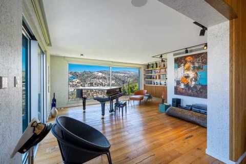 4 bedrooms House in Paphos, Cyprus No. 69704 5