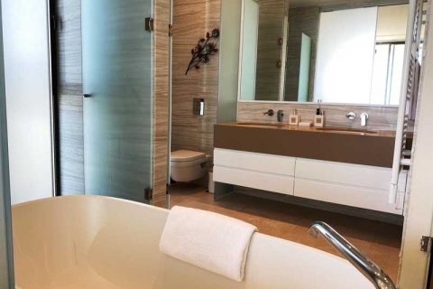 4 bedrooms House in Paphos, Cyprus No. 30789 4