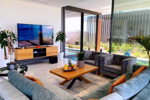 4 bedrooms House in Paphos, Cyprus No. 30789 8