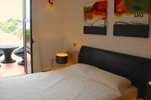 3 bedrooms House in Paphos, Cyprus No. 45463 7