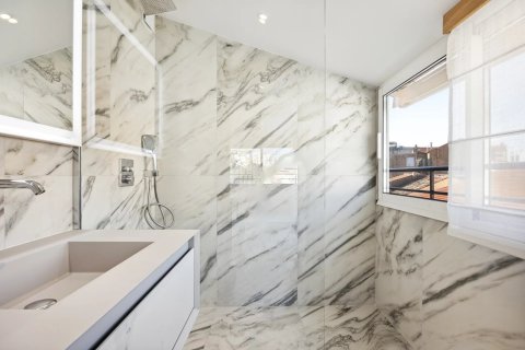 3 bedrooms Apartment in Cannes, France No. 68816 10