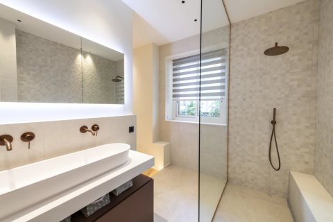 4 chambres Appartement à Cannes, France No. 67338 9