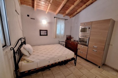 3 bedrooms Villa in Corfu, Greece No. 61781 6
