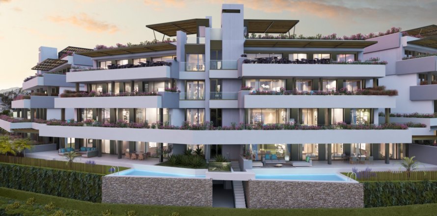 3 bedrooms Bungalow in Benahavis, Spain No. 111348