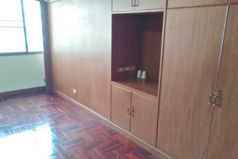 Кондоминиум  с 4 спальнями в Бангкок, Таиланд №418 5