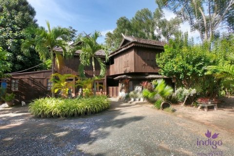 5 bedrooms House in Chiang Mai, Thailand No. 97690 1