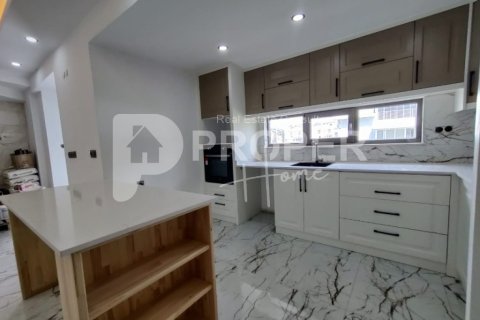 5 rooms Villa in Tan Xuan, Vietnam No. 11361 10