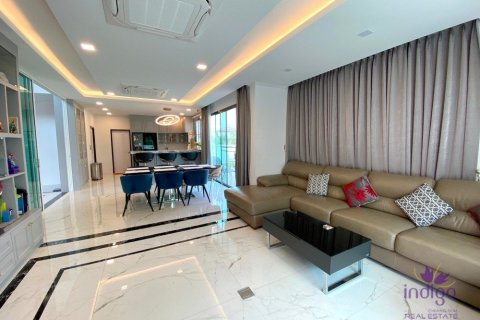 4 bedrooms House in Chiang Mai, Thailand No. 97712 8