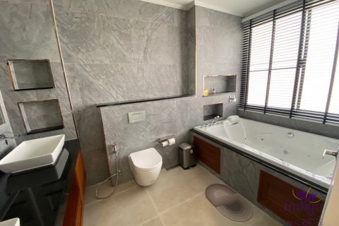 4 bedrooms House in Chiang Mai, Thailand No. 97712 17