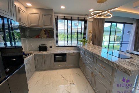 4 bedrooms House in Chiang Mai, Thailand No. 97712 30