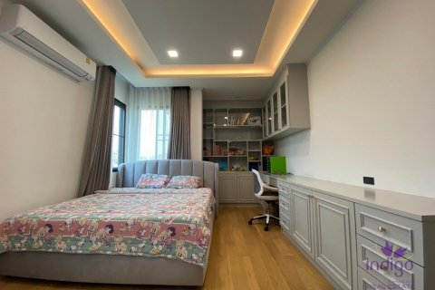 4 bedrooms House in Chiang Mai, Thailand No. 97712 11