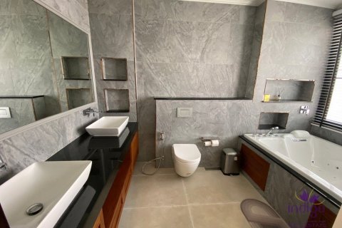 4 bedrooms House in Chiang Mai, Thailand No. 97712 18