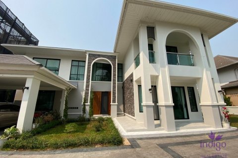 4 bedrooms House in Chiang Mai, Thailand No. 97712 10