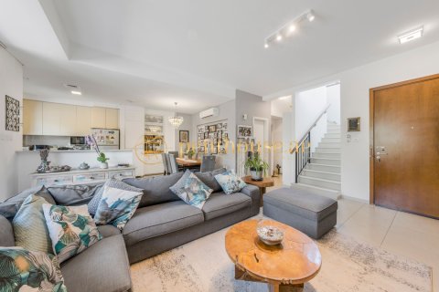 3 bedrooms Townhouse in Cach Bi, Vietnam No. 87295 5